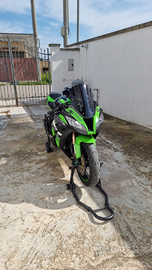 Kawasaki zx10r 2011