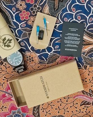 Orologio WoodWatch Cypher Sandal legno + scatola 