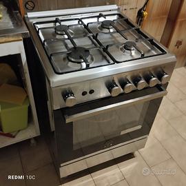 Cucina a gas marca GERMANIA 4 fuochi 100 euro