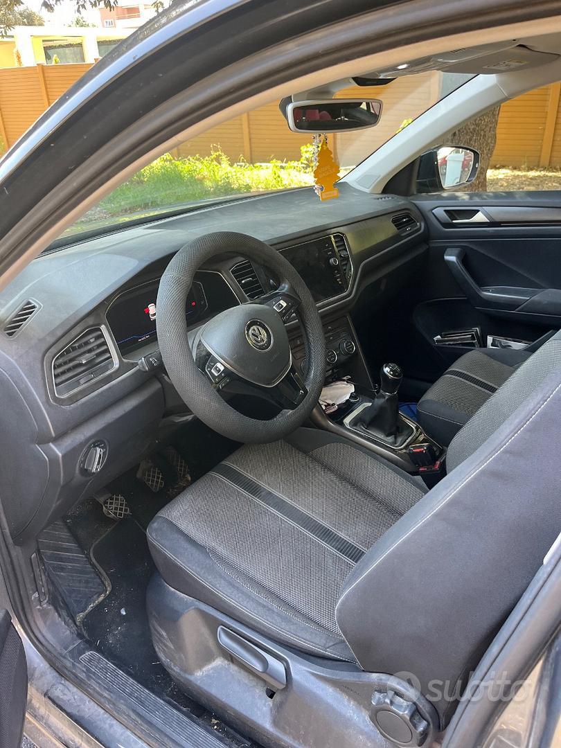 Volkswagen T-Roc 2019 photo 3