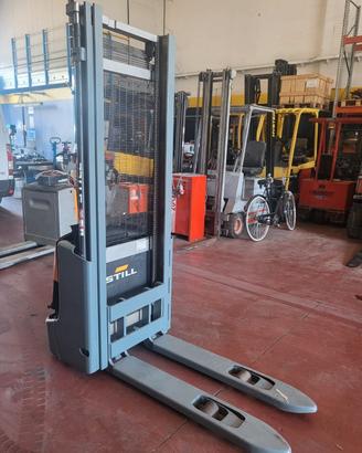 Carrello elevatore Still 1200kg