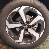 Cerchi in lega + gomme 18" Nissan Qashqai