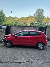 Ford Fiesta 1.2 anno 2009 incidentata