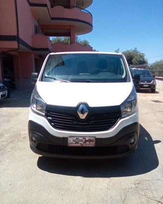 renault trafic t27 1.6 dci 125 cv