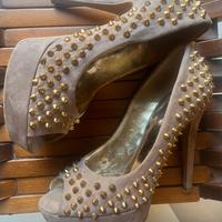Decolletè open-toe e platform