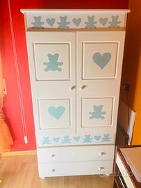 Armadio camera bambino con comò