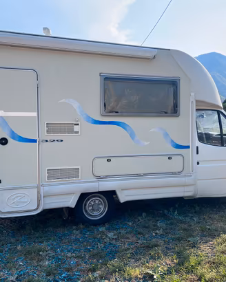 🚐 CAMPER SEMI-INTEGRALE 2.5 TURBO