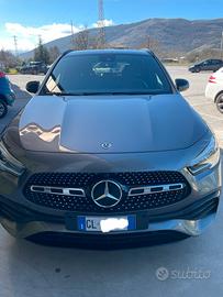 Mercedes gla premium allestimento AMG