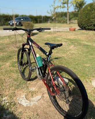 Giant xtc biammortizzata mountain bike