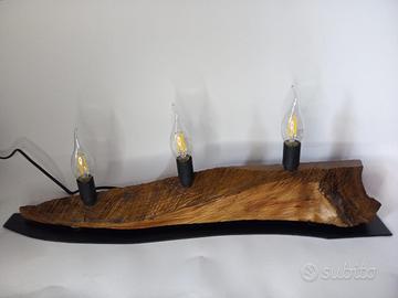 Lampada da tavolo fatta completamente a mano