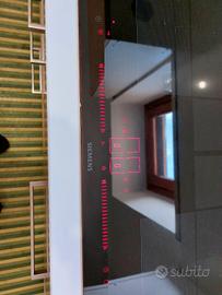 Piano cottura induzione in vetro Siemens