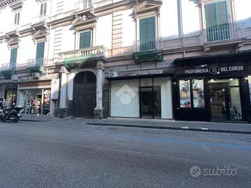 NEGOZIO A FRATTAMAGGIORE