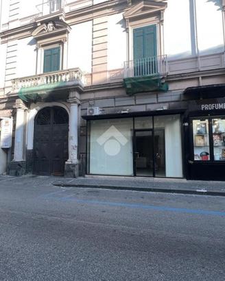 NEGOZIO A FRATTAMAGGIORE