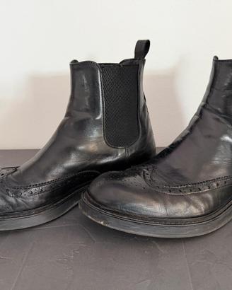 Stivaletti Chelsea Boots Uomo Brogue in Pelle Nera