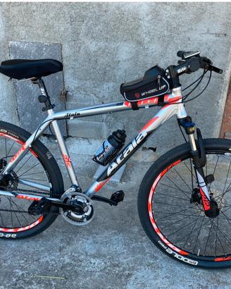 Mountain Bike Atala - Come NUOVA con Accessori