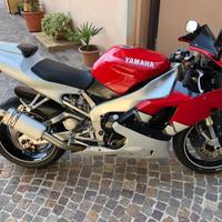 Yamaha YZF R1 - 1998