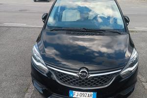 Opel Zafira c tourer  modello innovazion 
