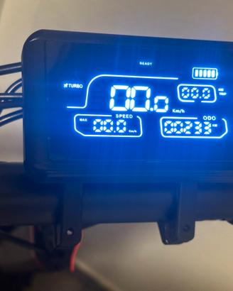 iScooter Ix4 Monopattino Elettrico Adulto