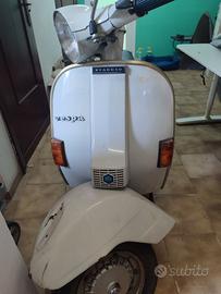 Vespa px 200 anno 1982