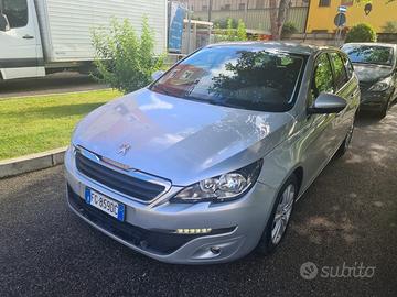 Peugeot 308 BlueHDi 150 S&S SW Allure