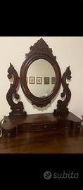 Specchiera antica