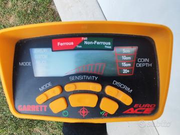 Garrett euro ace 350 metal detector 