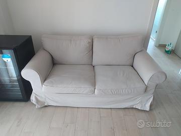 Divano 2/3 posti