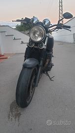 Suzuki GSX 750