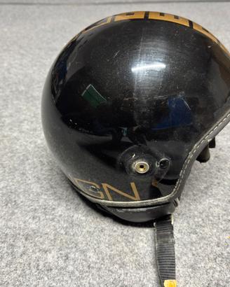 Casco Momo Design