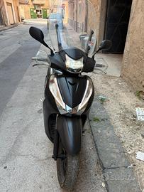 Honda sh 300