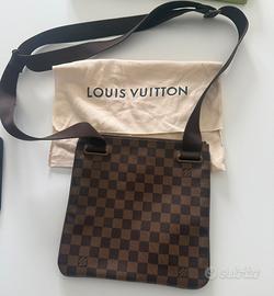 Pochette Louis Vuitton