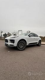 Porsche Macan 2021 FULL