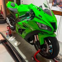 Kawasaki zx10RR