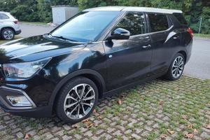 SSANGYONG XLV 