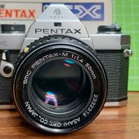 Pentax MX con obiettivo Pentax-M 50 1.4