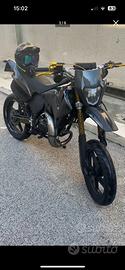aprilia mx super motard 50 ( scambi)