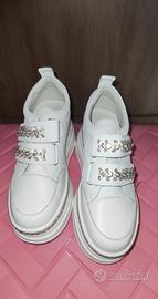 sneakers bianche alte 