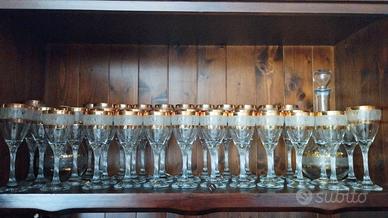 set di bicchieri di cristallo