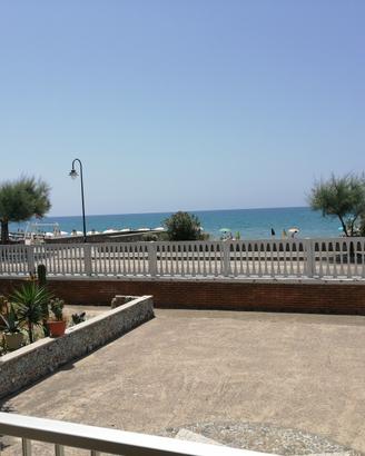 Settembre vacanze a 4mt dalla spiaggia