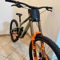 Cube two 27,5 L fox factory nuova