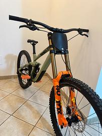 Cube two 27,5 L fox factory nuova