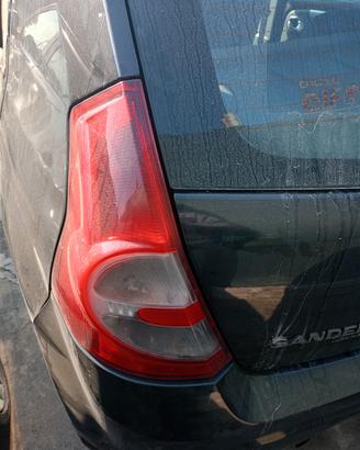 Fanale posteriore sx dacia Sandero 2009