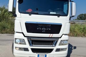 Man TGX 18. 480 con impianto idraulico 