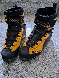 La Sportiva Trango Ice Extreme GTX scarponi