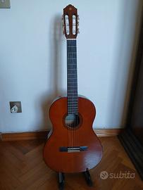 Chitarra acustica yamaha