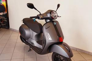 Piaggio Vespa 125 GTS Super Sport Nuovo modello 20