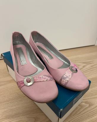 Scarpe in pelle con tacco