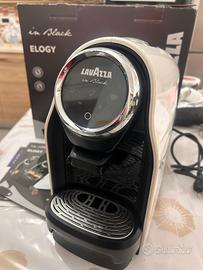 Macchina caffè lavazza in black elogy nims