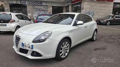 ALFA ROMEO Giulietta 2.0 JTDm-2 140 CV Distincti