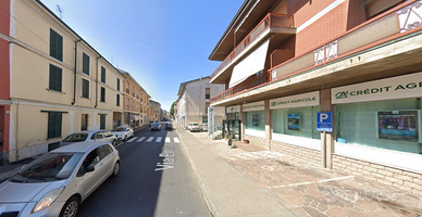 Soluzione CON GIARDINO PRIVATO SU DUE LIVELLI